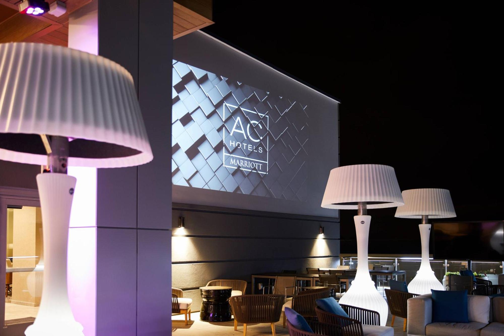 Ac Hotel By Marriott Raleigh North Hills Екстер'єр фото