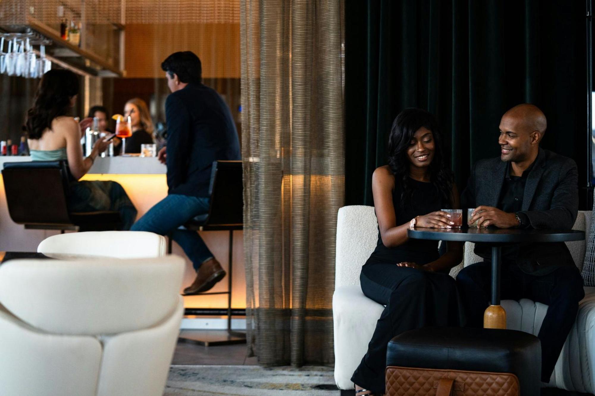 Ac Hotel By Marriott Raleigh North Hills Екстер'єр фото